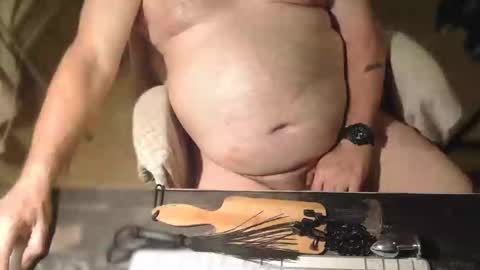 amslave4f online show from September 12, 11:59 pm