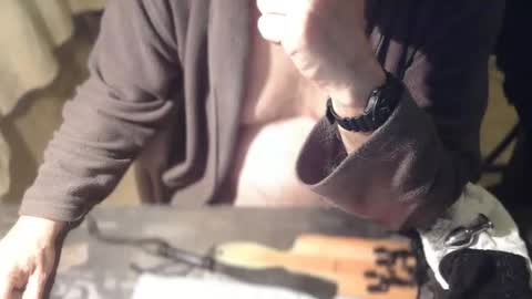 amslave4f online show from October 17, 8:06 am