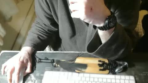Snapshot of amslave4f chatting on May 3, 9:21 pm amslave4f online show from May 3, 9:21 pm
