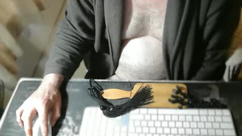 Snapshot of amslave4f chatting on May 28, 6:43 am amslave4f online show from May 28, 6:43 am
