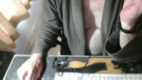 Snapshot of amslave4f chatting on June 26, 7:02 am amslave4f online show from June 26, 7:02 am