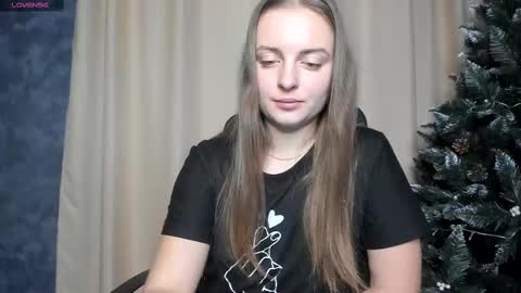 Amy Reid online show from December 2, 7:36 am