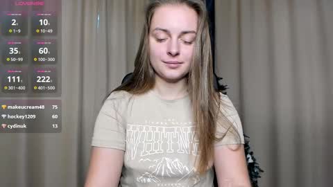 Amy Reid online show from December 7, 11:51 am