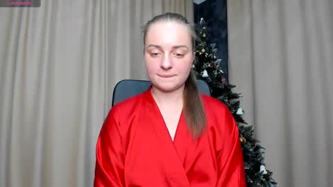 Amy Reid online show from December 24, 2:33 pm