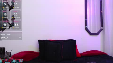 Amy online show from December 24, 1:50 pm