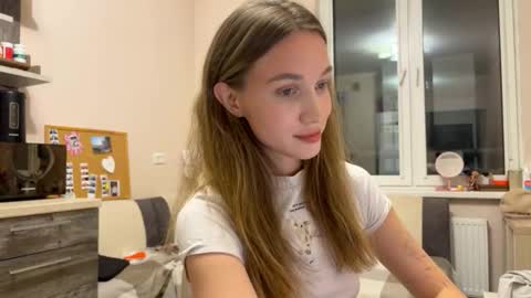 Amy Chill online show from December 4, 4:48 pm