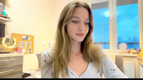 Amy Chill online show from April 4, 4:26 pm