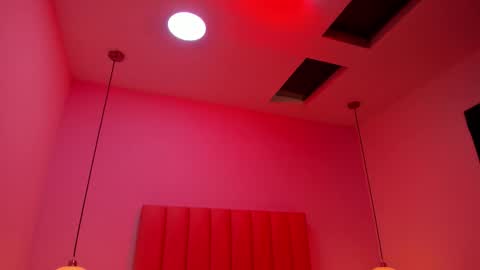 Snapshot of amy_ferreira chatting on November 30, 7:07 pm Aleja online show from November 30, 7:07 pm