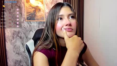 Snapshot of amy_innocent_ chatting on October 1, 8:15 pm Amy online show from October 1, 8:15 pm
