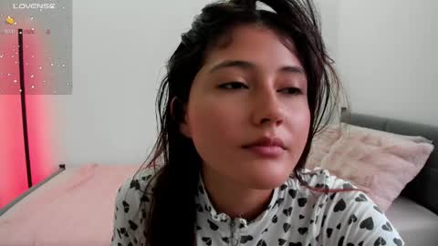 Snapshot of amy_innocent_ chatting on May 29, 7:45 pm Amy online show from May 29, 7:45 pm
