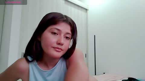 Snapshot of amy_innocent_ chatting on June 30, 9:49 pm Amy online show from June 30, 9:49 pm