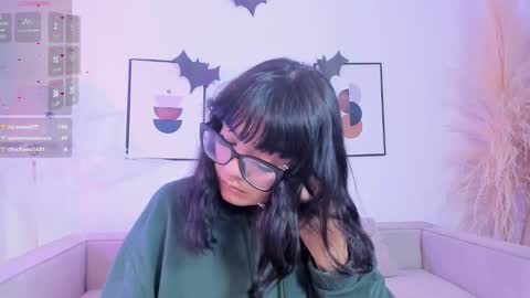 Hello I am Allison Welcome to my room and let is  have a good time together whith me online show from October 21, 8:31 pm