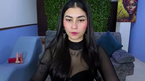 Snapshot of amy_lovelydoll chatting on November 13, 7:13 pm Amy online show from November 13, 7:13 pm