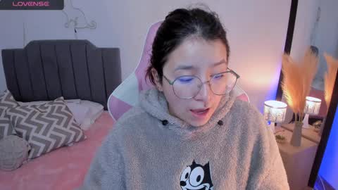 Amy sophia 3 online show from April 7, 11:10 am