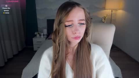 Amy online show from September 17, 7:04 pm