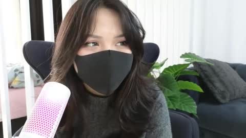 girl next door named Amy online show from January 19, 7:36 am