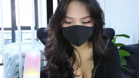 girl next door named Amy online show from January 24, 4:48 am