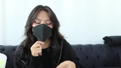 girl next door named Amy online show from January 27, 7:35 am