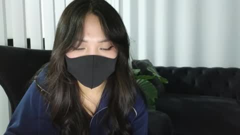 girl next door named Amy online show from January 29, 4:19 pm