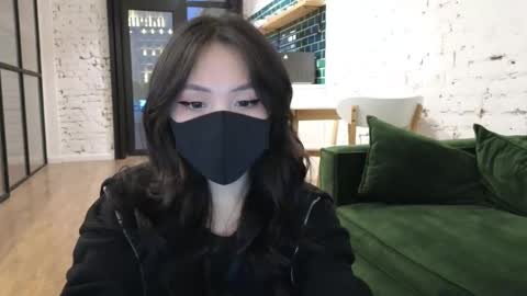 girl next door named Amy online show from February 8, 2:38 pm