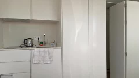 girl next door named Amy online show from February 20, 1:22 pm