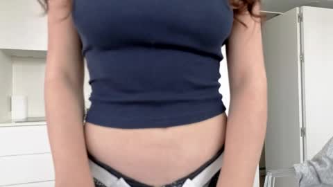 girl next door named Amy online show from April 20, 2:42 pm