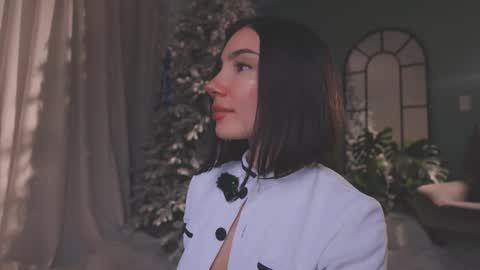 Amy Armstrong online show from January 14, 11:09 pm