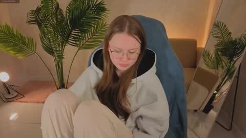 amycherryberry online show from November 11, 1:16 am