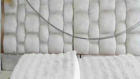 Amy Cortes online show from October 19, 8:53 pm