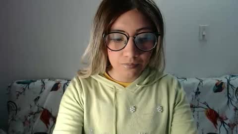 Snapshot of amycosplay99 chatting on January 2, 4:52 am amycosplay99 online show from January 2, 4:52 am