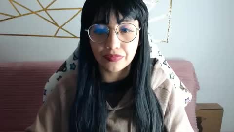 Snapshot of amycosplay99 chatting on December 15, 7:34 am amycosplay99 online show from December 15, 7:34 am