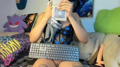 Amy Kamila online show from July 28, 3:57 am