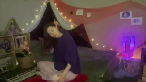 Snapshot of amydreamgirl chatting on January 8, 7:34 am amydreamgirl online show from January 8, 7:34 am