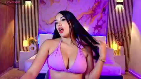 amyjohnsonn online show from July 13, 7:44 am