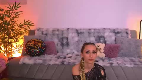 Snapshot of amykentt chatting on May 14, 4:14 pm amykentt online show from May 14, 4:14 pm