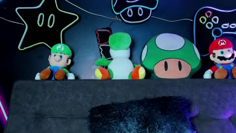 Snapshot of amypalmmer chatting on February 1, 2:45 pm AMMY online show from February 1, 2:45 pm