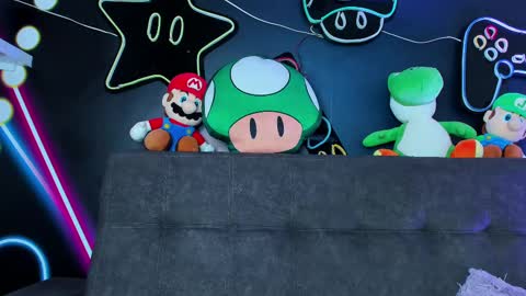 Snapshot of amypalmmer chatting on February 12, 2:43 pm AMMY online show from February 12, 2:43 pm