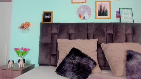 Snapshot of amypalmmer chatting on February 24, 11:21 am AMMY online show from February 24, 11:21 am