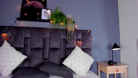 Snapshot of amypalmmer chatting on October 7, 11:40 am AMMY online show from October 7, 11:40 am