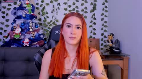 Snapshot of amypond__ chatting on December 9, 4:15 pm Amy online show from December 9, 4:15 pm