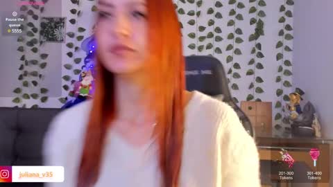 Snapshot of amypond__ chatting on December 21, 4:03 pm Amy online show from December 21, 4:03 pm