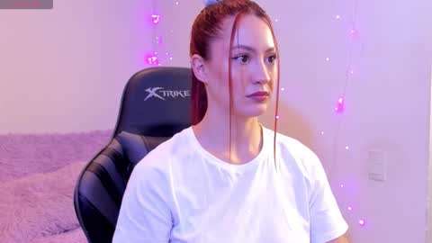 Snapshot of amypond__ chatting on October 10, 3:55 pm Amy online show from October 10, 3:55 pm