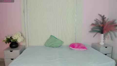 amyprice9 online show from June 10, 11:31 am