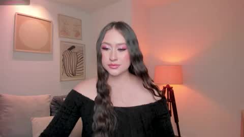 AMY R  online show from March 18, 1:03 pm