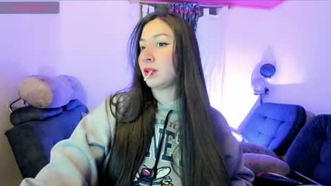 Snapshot of amystefa chatting on July 15, 2:17 am Im Amy IM NOT LOOKING FOR A PARTNER OR DATING online show from July 15, 2:17 am