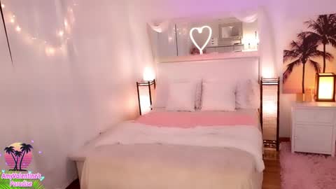 Snapshot of amyvalentine chatting on November 7, 6:57 am AmyValentine online show from November 7, 6:57 am