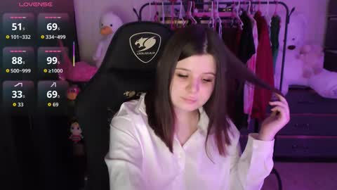 amyvibes online show from March 30, 8:10 pm