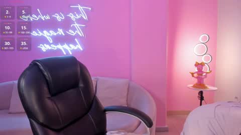    online show from January 15, 6:40 pm