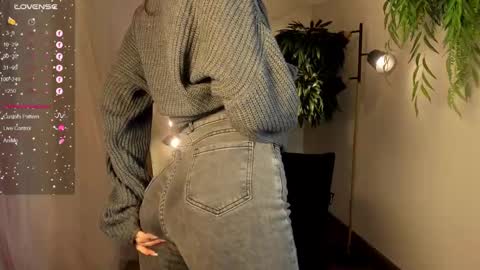 Angie online show from February 3, 2:58 am