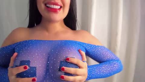 Ana  online show from December 3, 10:57 am